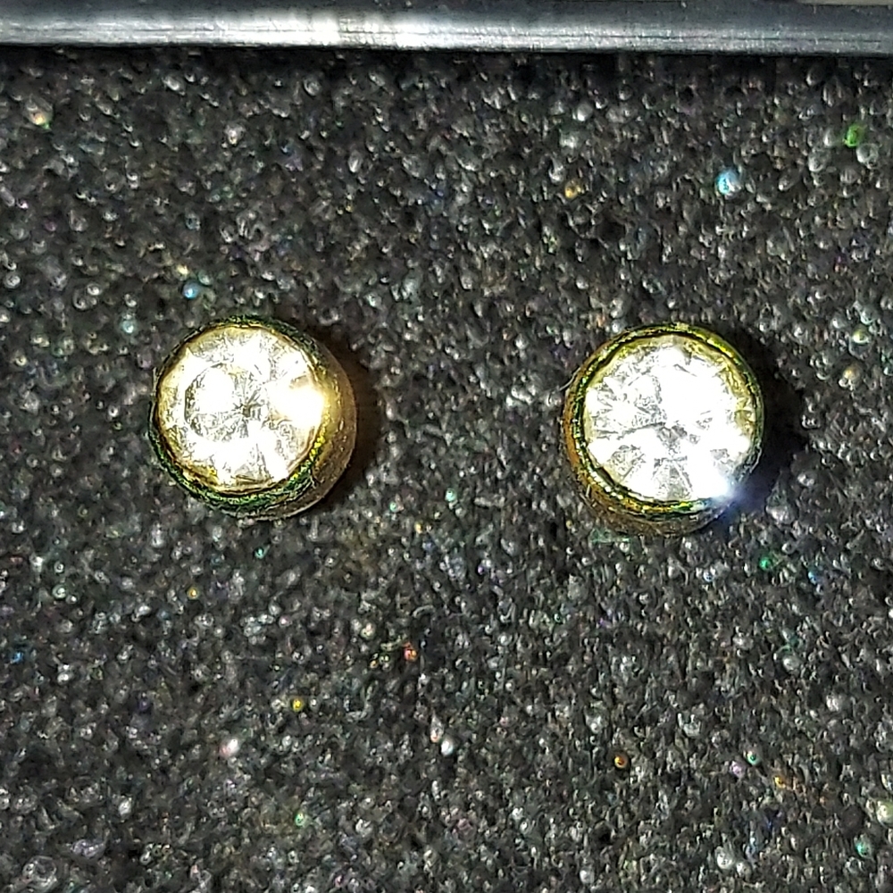 Small earings